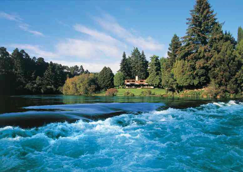 Huka Lodge Hero 41174 0 0 1